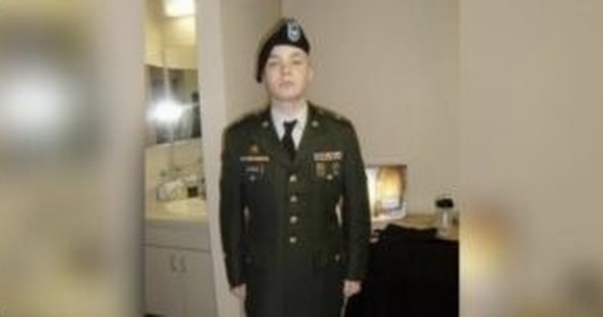 Officer Pulls Over Army Vet. Asks Him To Step Out Of The Car Once He Sees What’s On His Dashboard
