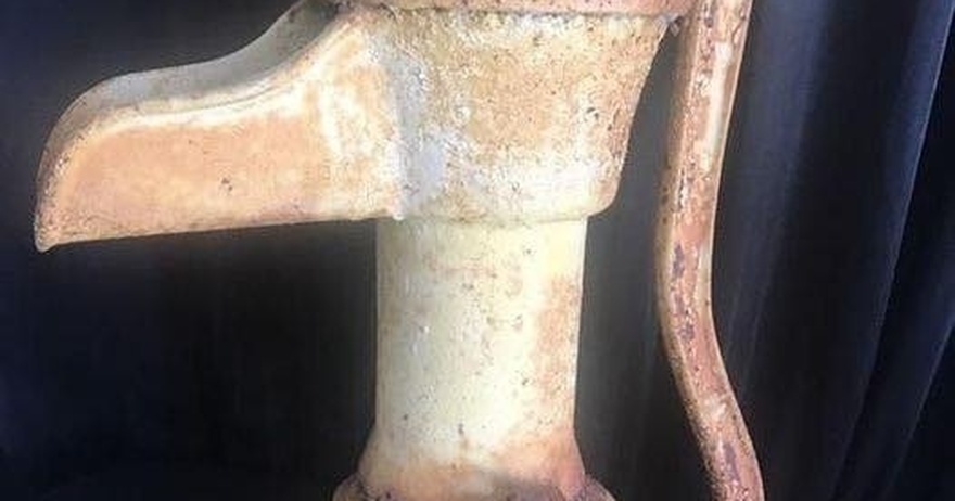 The History and Function of Vintage Hand Pumps