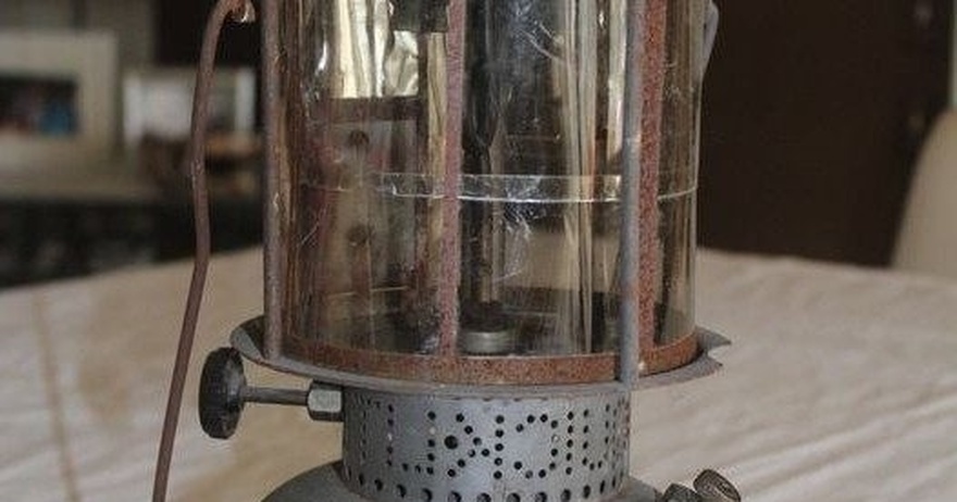 The Vintage Kerosene Lantern: Illuminating History
