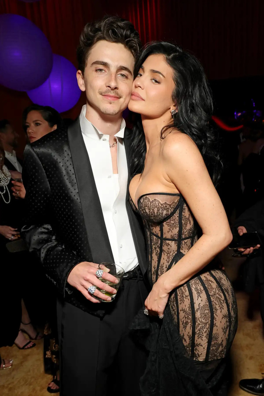 Timothee Chalamet’s Mom Talks About Her ‘Lovely’ Relationship With Kylie Jenner