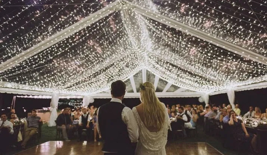 The son was ashamed of his mother, a cleaner, in front of the bride’s family, but at his wedding, she caused a sensation.