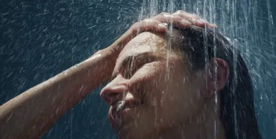 Absolutely do not bathe at these 4 times