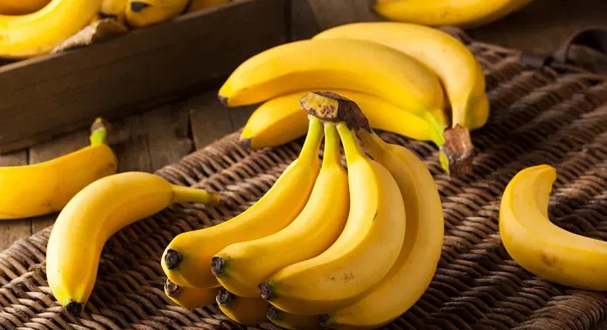 THIS IS WHAT SCIENCE SAYS ABOUT EATING A BANANA FOR BREAKFAST