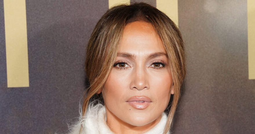 Jennifer Lopez mocked in Saudi Arabia for pink catsuit outfit