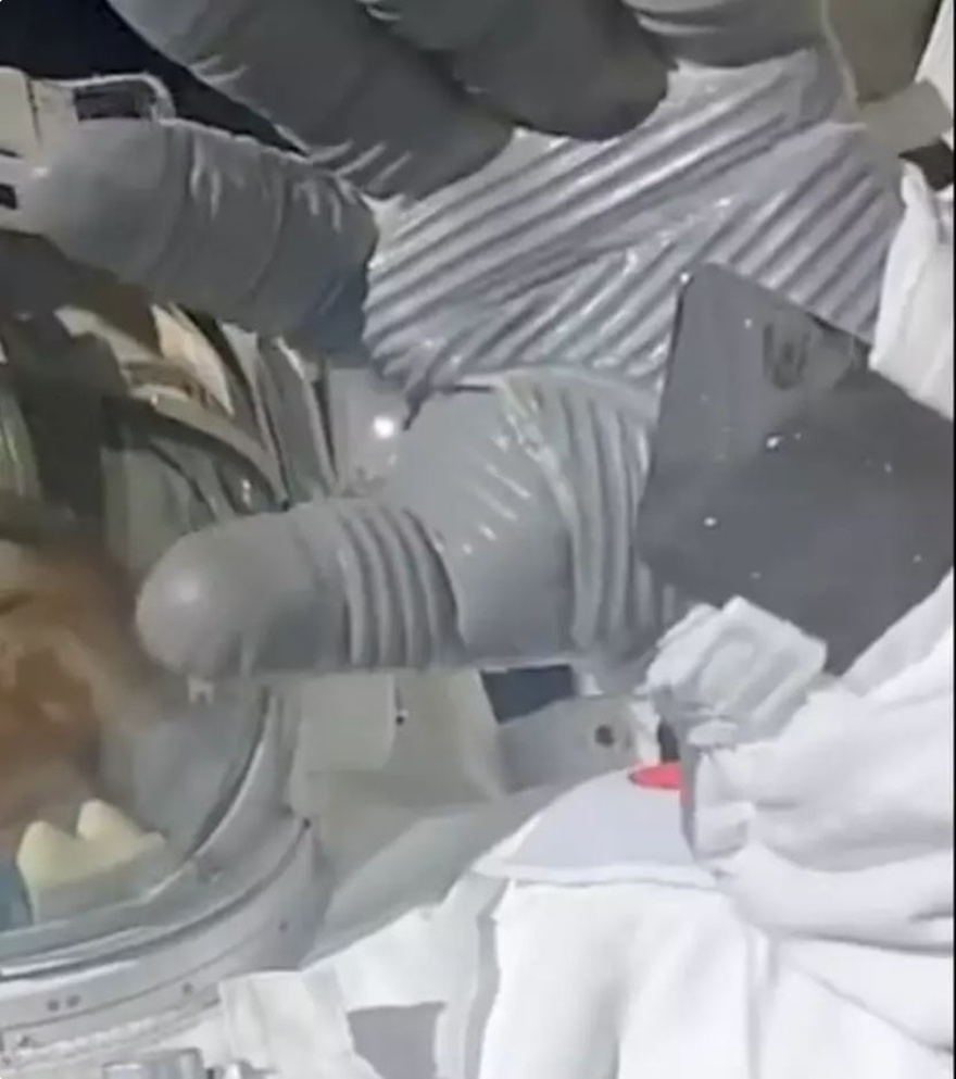 Astronaut Waves and Flips Camera to Shut Down Flat Earthers Once And For All