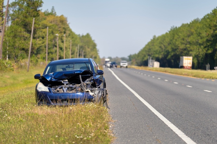 Woman died in head-on collision seconds after uploading Facebook status