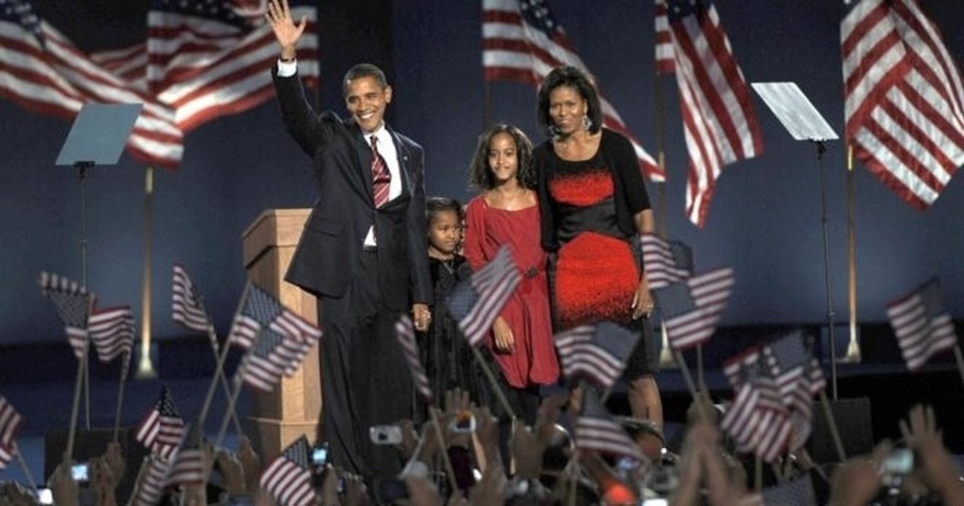 Malia and Sasha Obama party with rapper Drake