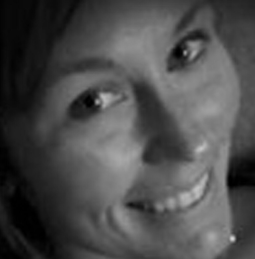 Woman died in head-on collision seconds after uploading Facebook status