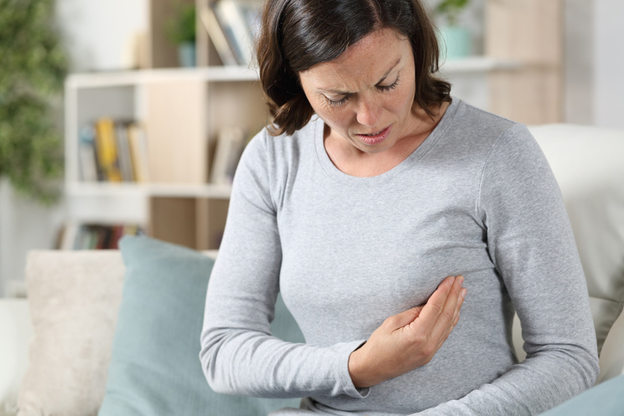 10 Cancer Warning Signs Women Often Overlook