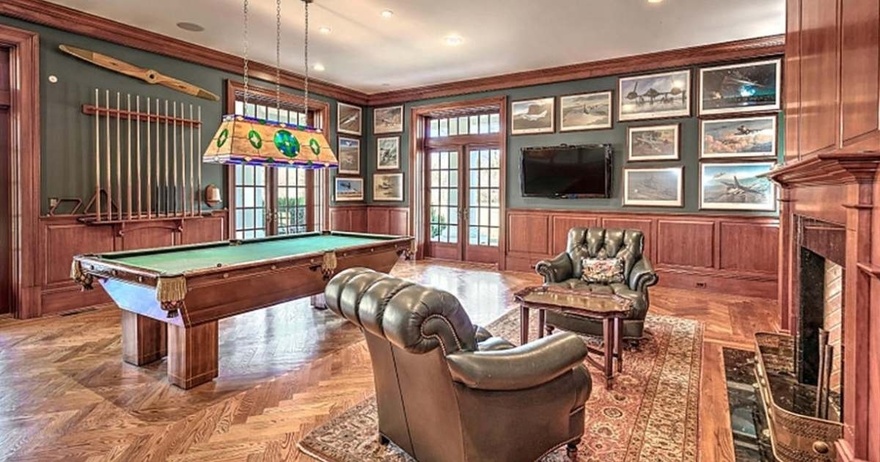 Inside Fox News’ Jesse Watters and his wife Emma’s stunning $2.8 million mansion in New Jersey.