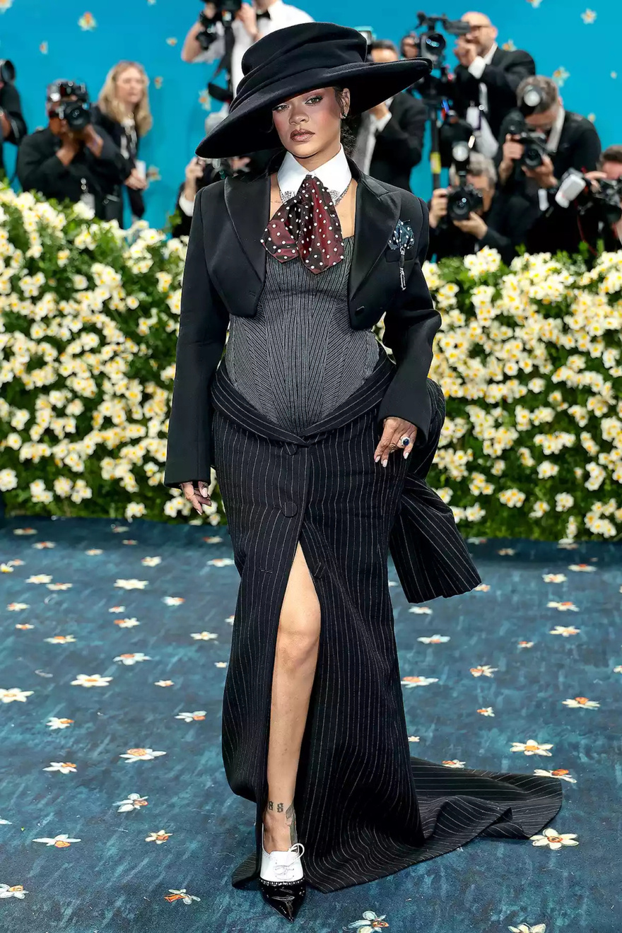 A$AP Rocky and Pregnant Rihanna Want to Have Their Kids Close in Age to Grow Up Together and Bond