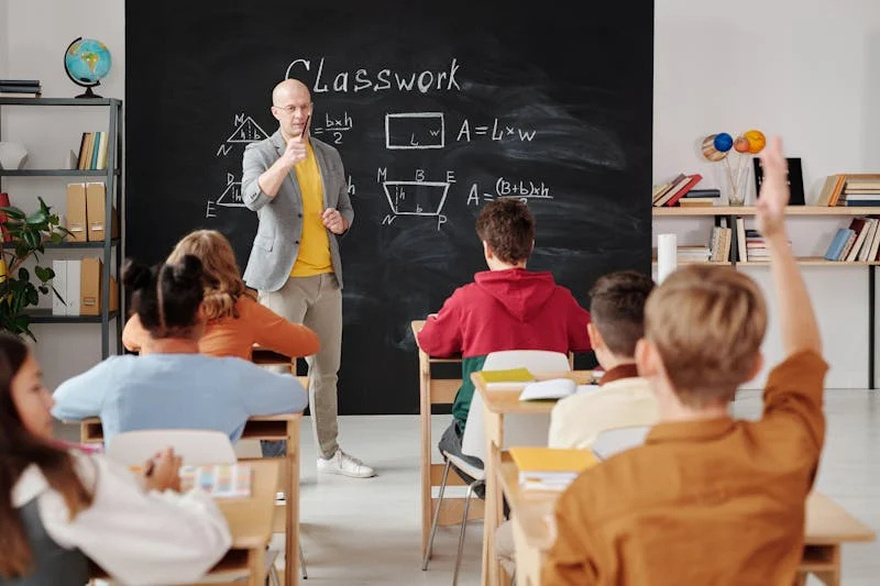 According to Steve Jobs, This is The #1 Signs Someone Has High Intelligence