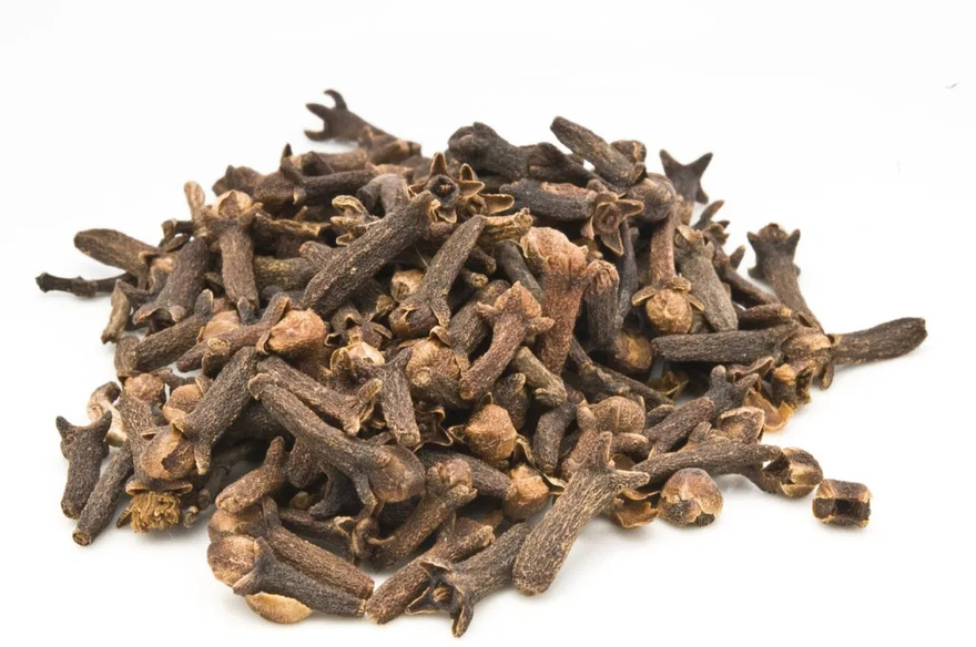 Flower Power: 8 Benefits of Cloves You Probably Didn’t Know About