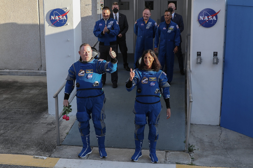 Before/after photos of stranded astronauts show impact of being stuck in space