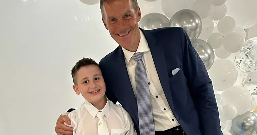 Stranger Who Donated Liver to Young Boy Surprises Him at His First Communion. His Reaction Is Priceless