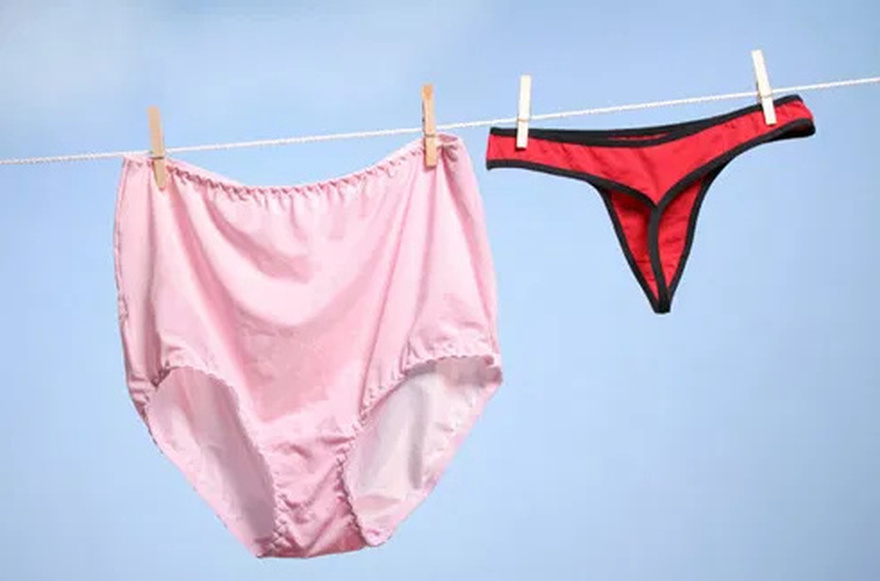 Can we wear underwear 2 days in a row?