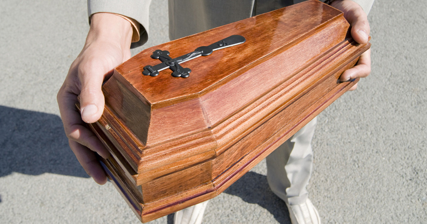 Funeral home owner accused of giving grieving pet owners ‘fake ashes’
