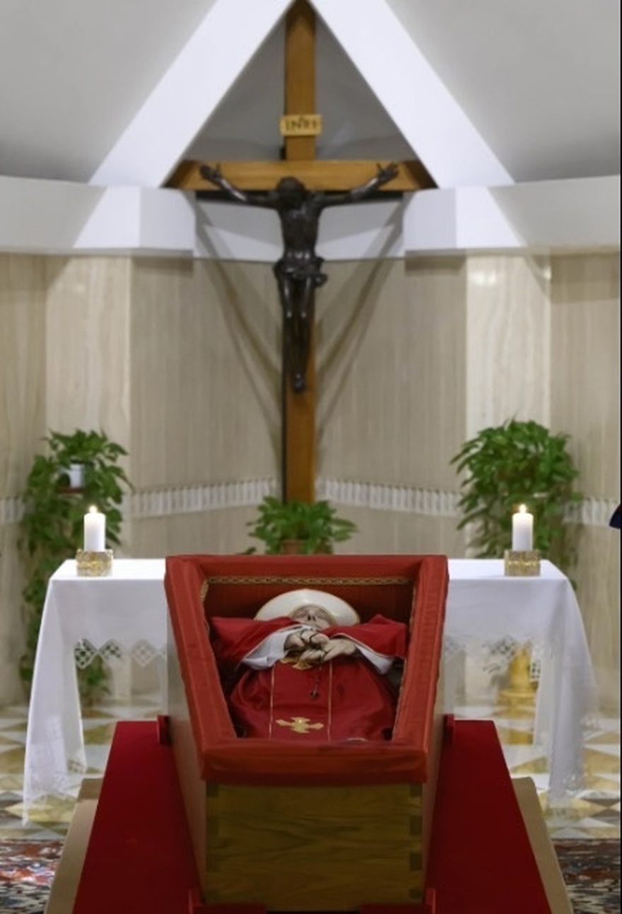 The holy items inside Pope Francis’ casket