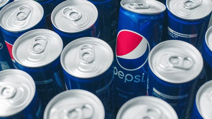 8 Detrimental Effects Soda Can Have On Your Body