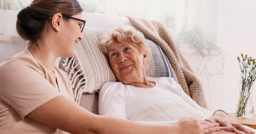 Mini Str0ke in the Elderly: Common and Unusual Symptoms