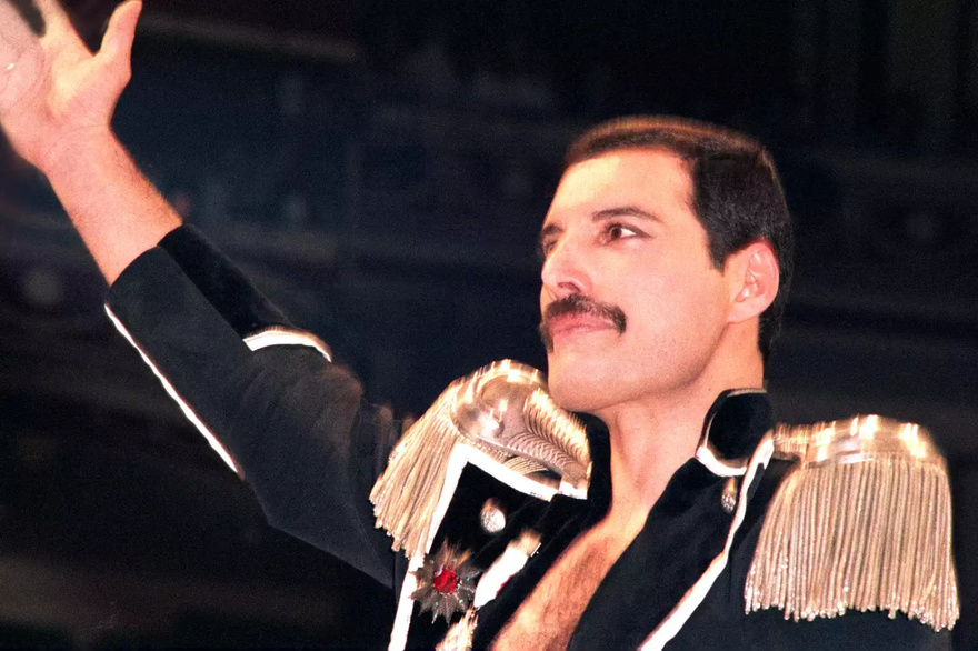 Princess Diana Disguised Herself in Drag to Sneak Into a Gay Bar with Freddie Mercury