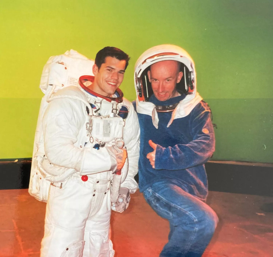 He Was the Astronaut in Britney Spears’ ‘Oops!…I Did It Again’ Music Video. You’ll Never Guess Where He Is Now