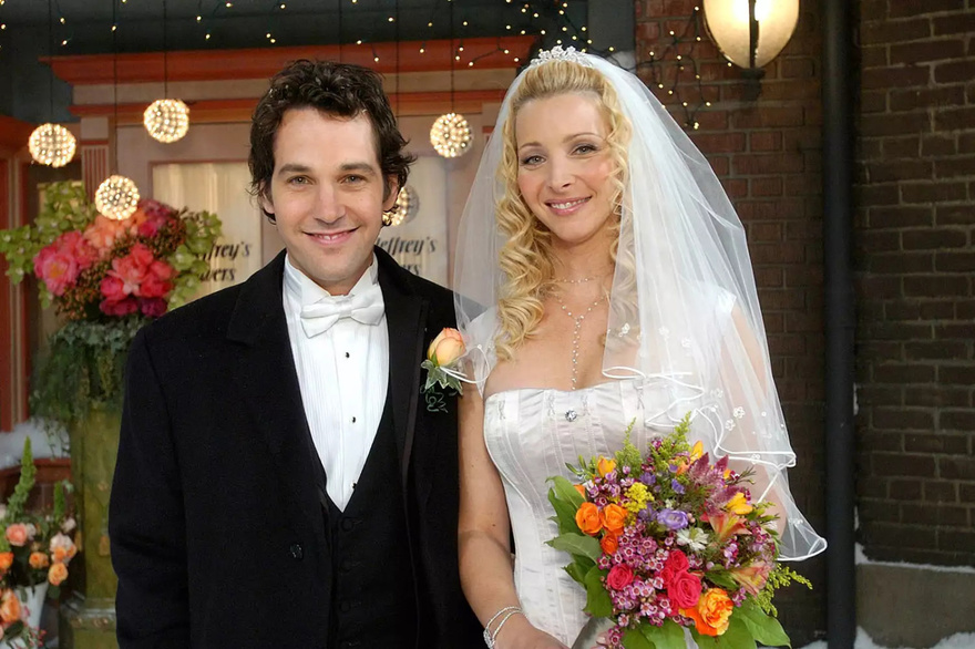 Paul Rudd Shares the Special Way Matthew Perry Helped Him Feel Included on Friends: ‘When I Think of Him, I Remember That’
