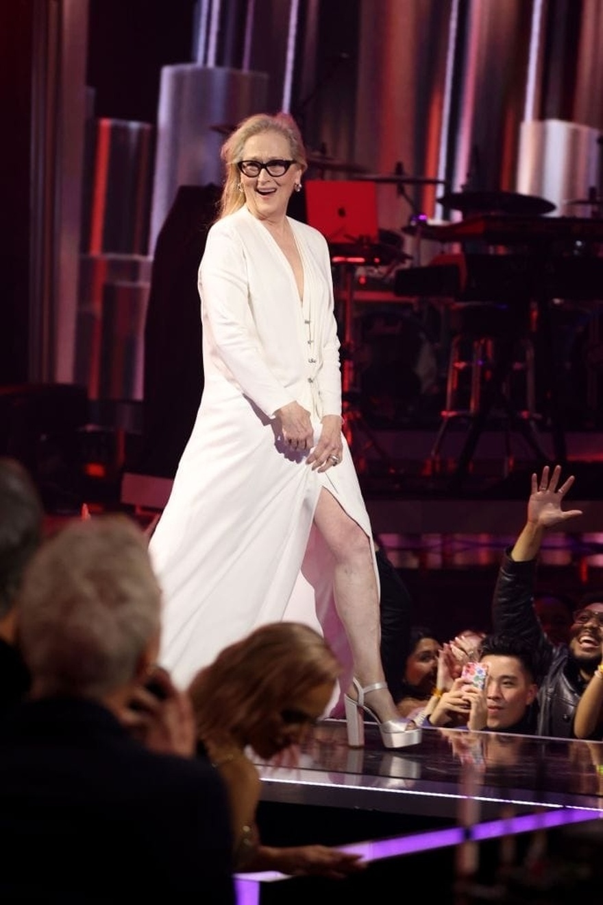 Meryl Streep, 75, stuns in high slit dress — but one detail causes a stir