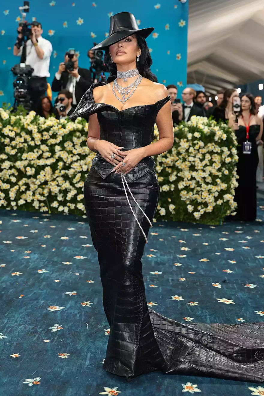 Kim Kardashian Is Dripping in Diamonds, Pearls and Head-to-Toe Leather at the 2025 Met Gala