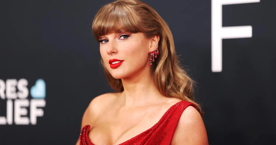 Taylor Swift’s Former Cape Cod Home on the Market for Nearly $15 Million: Look Inside