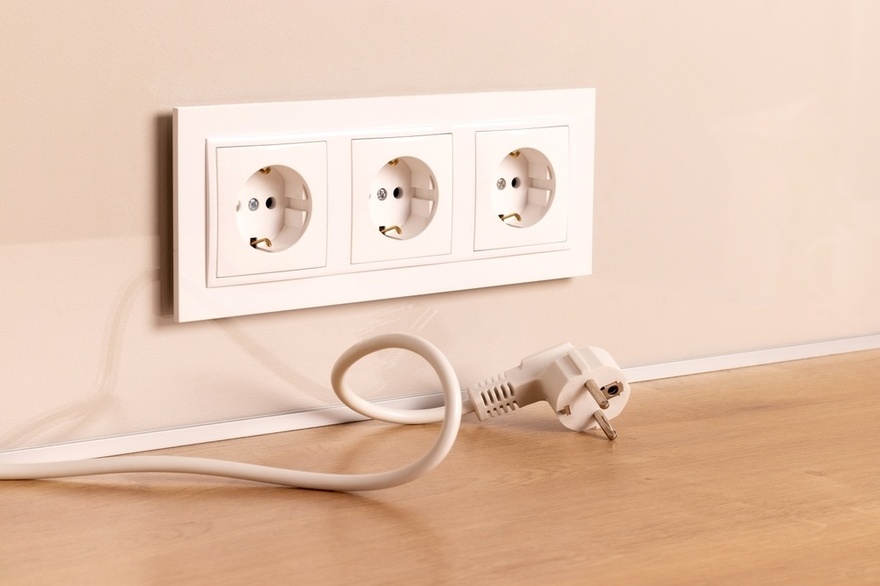 Firefighters Want Everyone To Know What They Should Never Plug Into A Power Strip