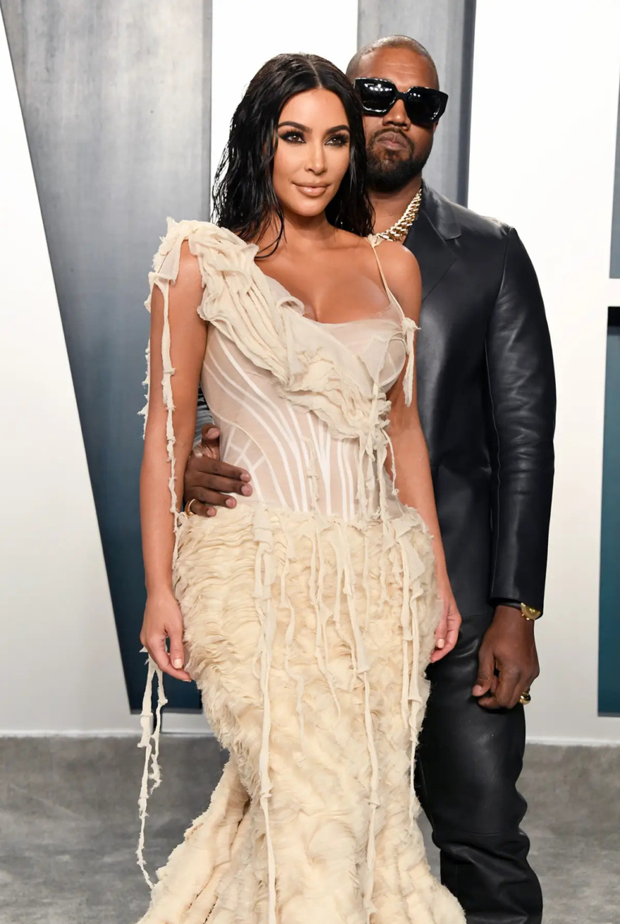 Everything to Know About Kim Kardashian’s Paris Robbery and Trial Nearly 9 Years Later