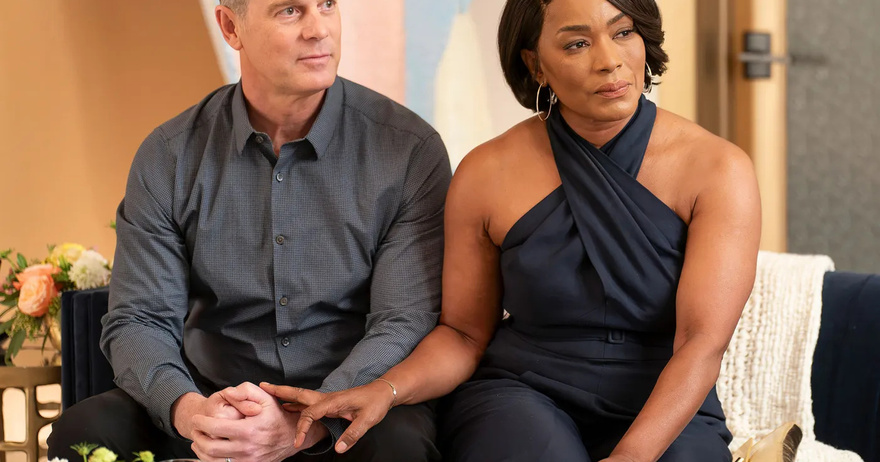 Angela Bassett Couldn’t ‘Imagine’ 9-1-1’s Athena and Bobby Not Being Together Before Major Death