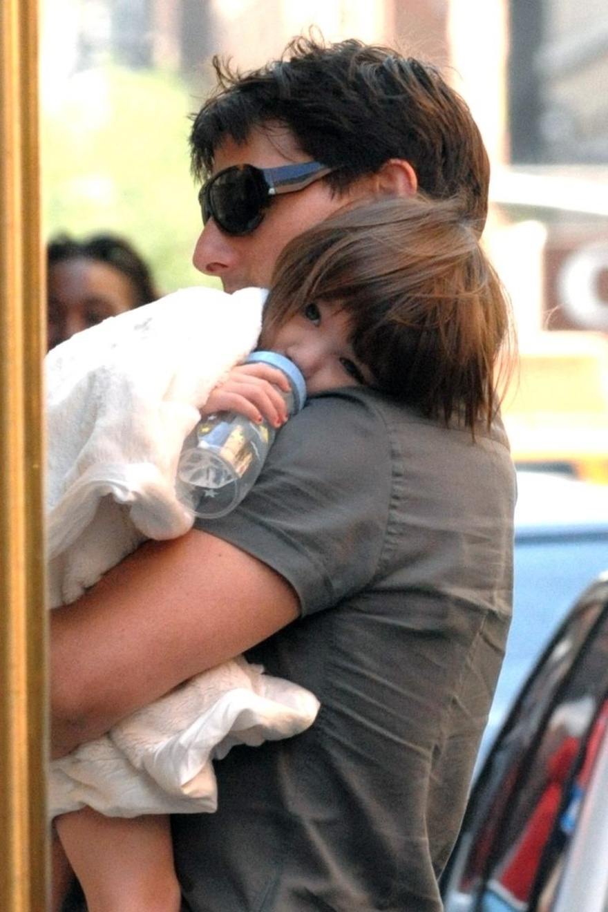 16-year-old Suri Cruise is the perfect blend of dad Tom Cruise and mom Katie Holmes.