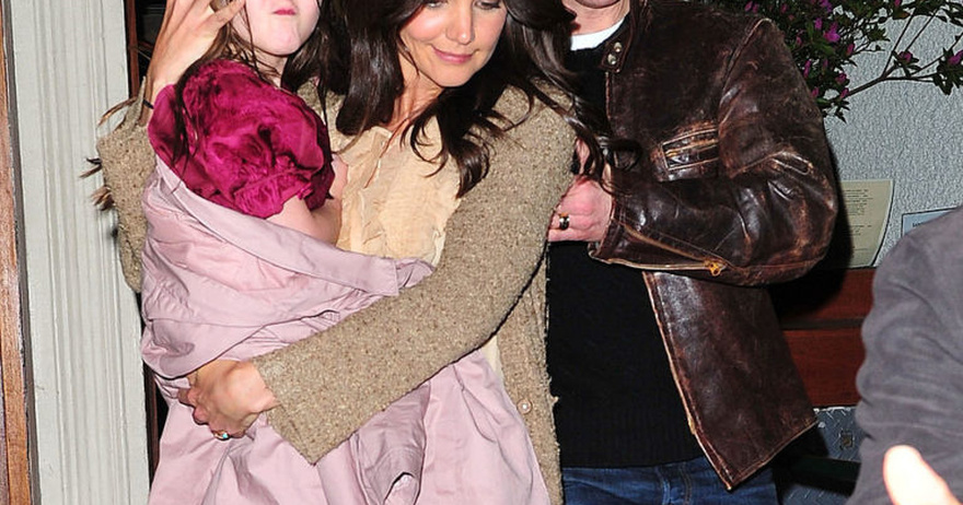 16-year-old Suri Cruise is the perfect blend of dad Tom Cruise and mom Katie Holmes.