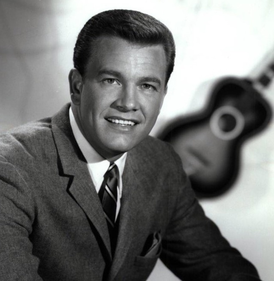 Legendary game show host Wink Martindale dies