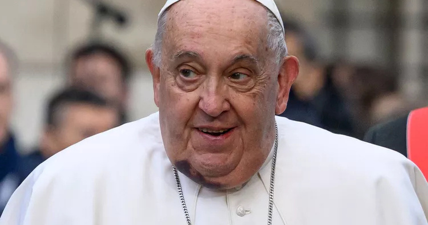 Pope Francis Dies at 88 After Health Crisis