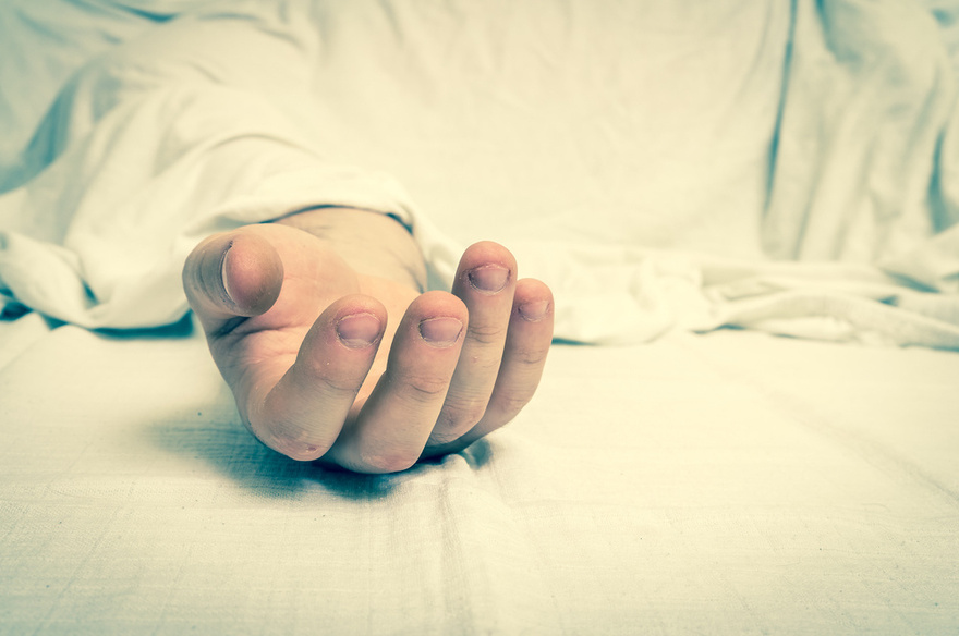 Nurse shares most disturbing things people do right before the die