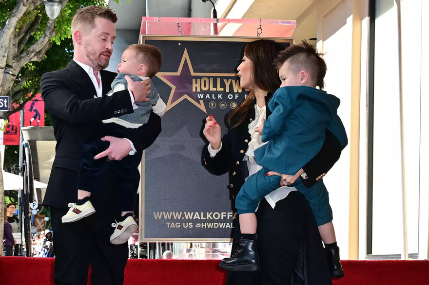 Macaulay Culkin Says His Dad Taught Him Important Parenting Lesson Prior to 30-Year Estrangement