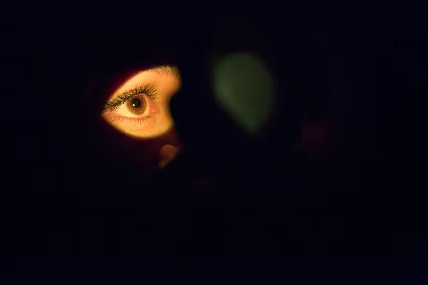 What Are Eye Floaters? Here What To Do If you Start Seeing Them, According to an Eye Doctor