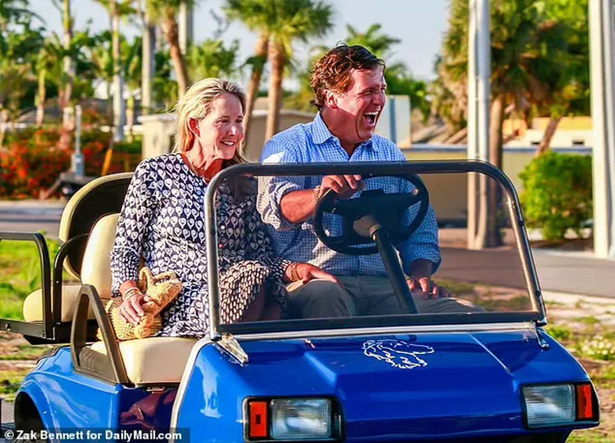Who is Tucker Carlson’s wife? Meet Susan Andrews, his high school sweetheart turned lifelong partner