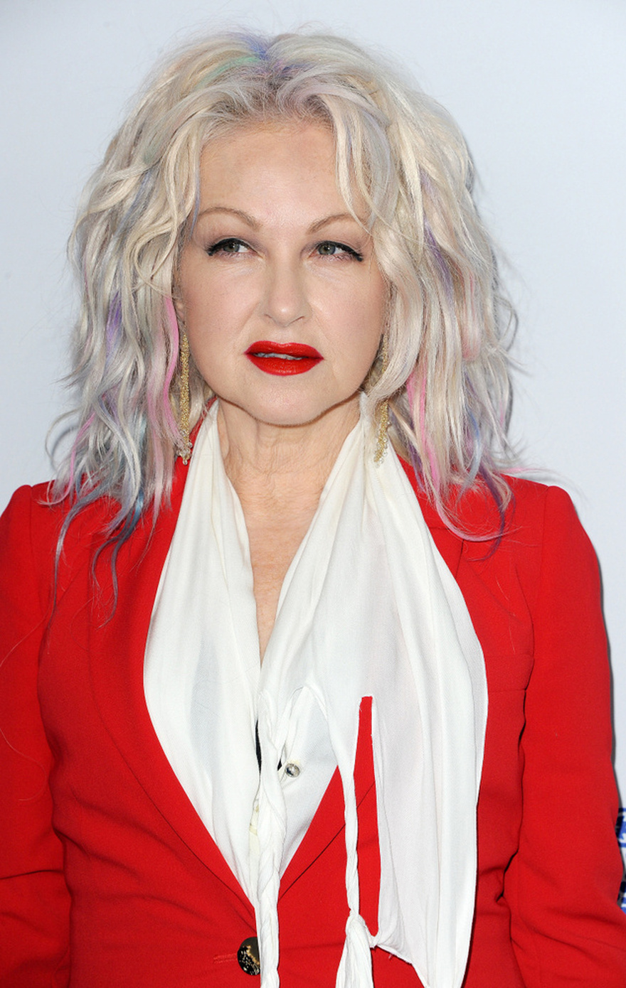 Cyndi Lauper deals with illness that causes severe pain
