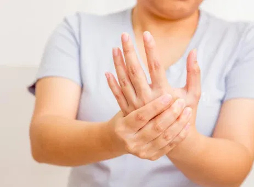 What does numbness and tingling in your limbs mean? Here are some serious causes of this feeling