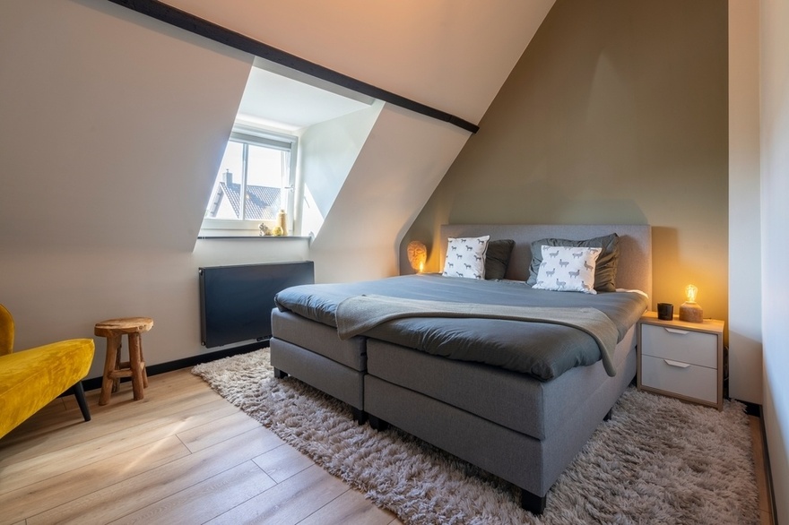 Bed Scarves: What Are They and Why Do You Need One?