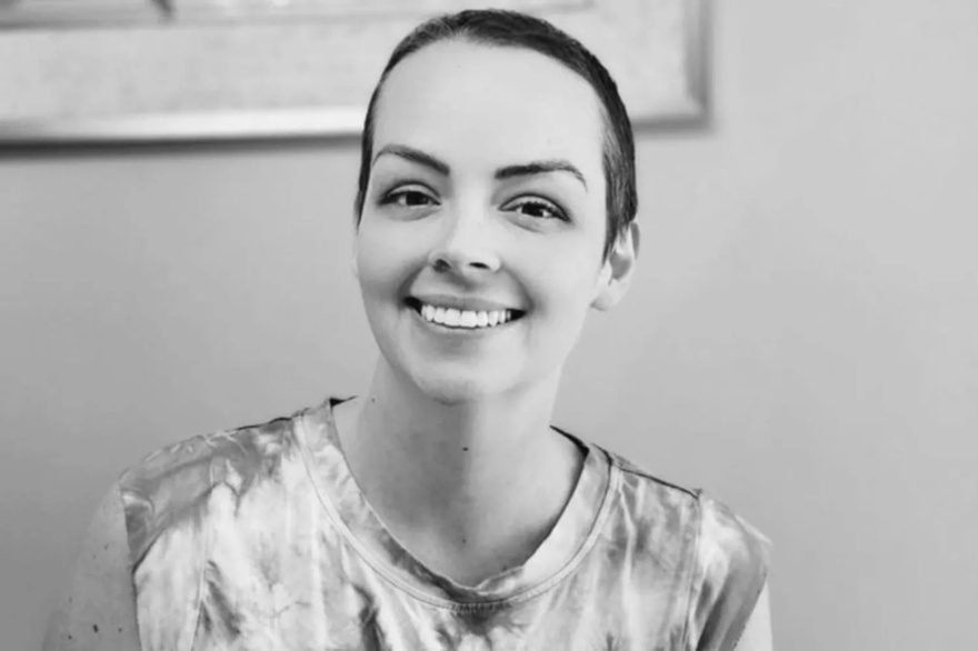 Mom’s Colon Cancer Diagnosis Delayed Because She Was Too Young for Colonoscopy at 36. Now She’s Stage 4