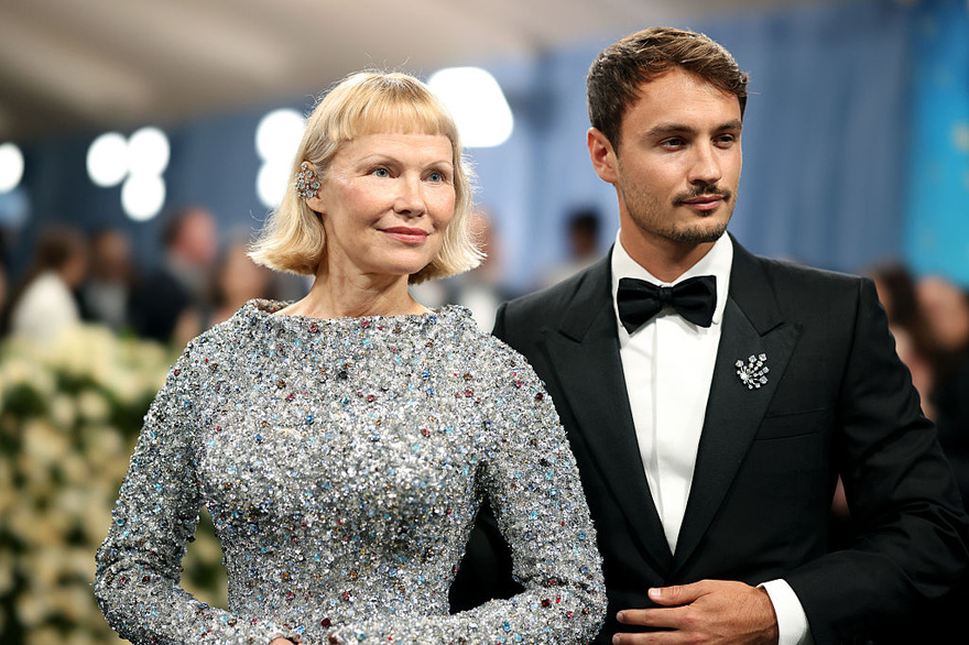 Pamela Anderson’s bold look at the Met Gala sparks reaction